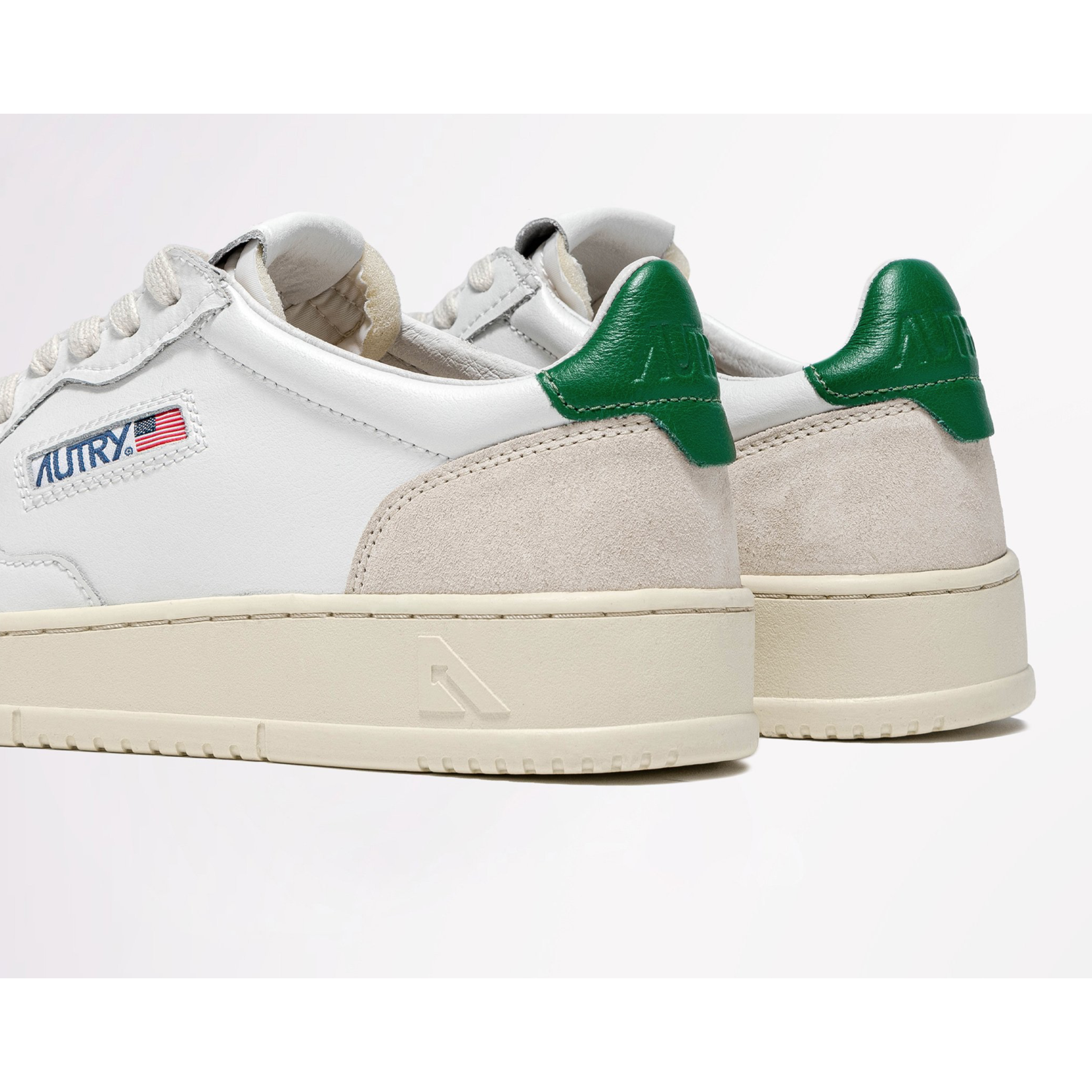 Low Leat/Suede Wht/Amazon