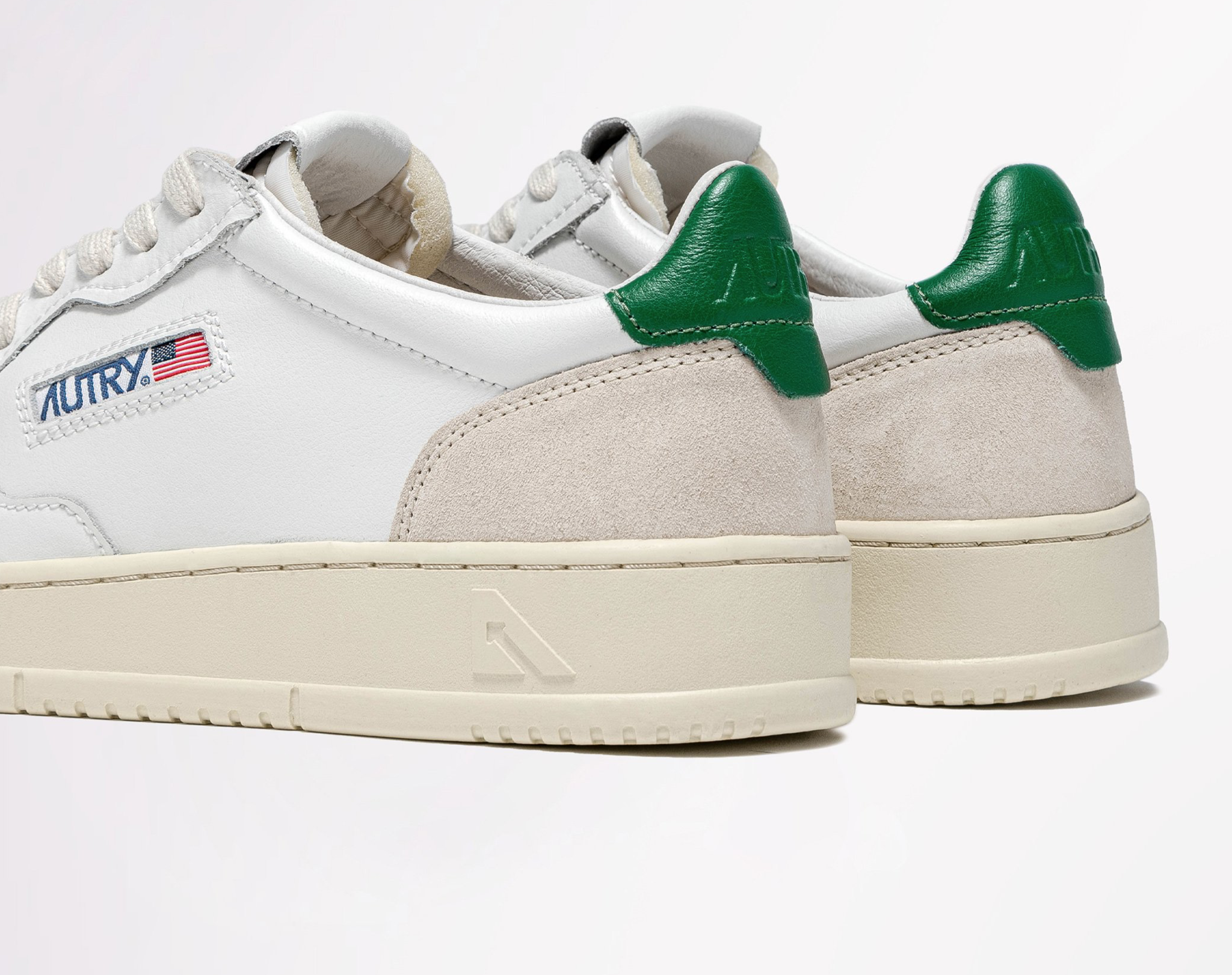 Low Leat/Suede Wht/Amazon