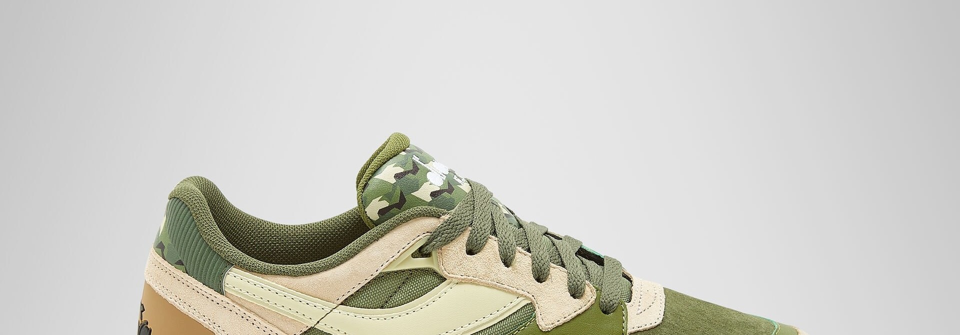 N9002 Calliste green/Olivine