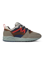 Karhu - sneak