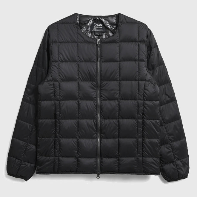 billie eilish white sweater