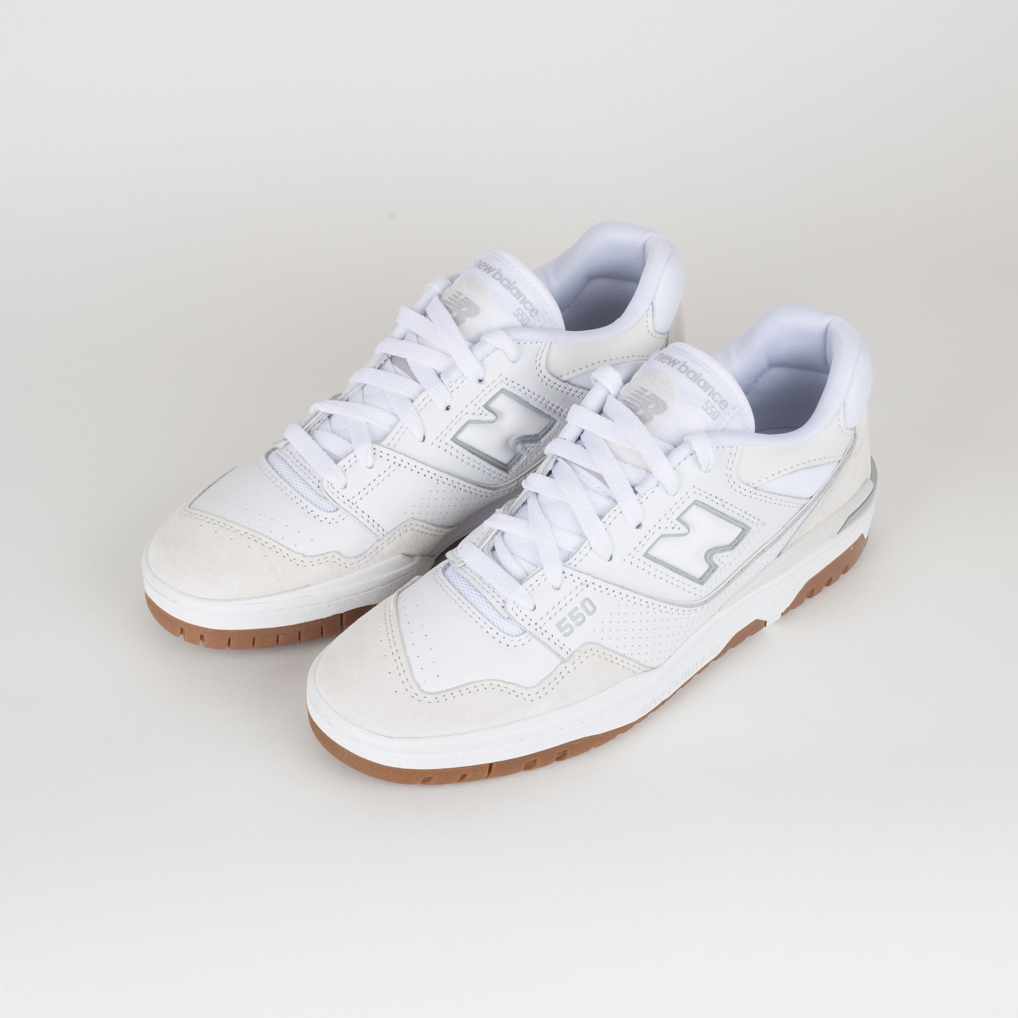 New Balance BB550 White - DIV. Amsterdam