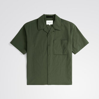 Norse Projects Norse Projects S/S Carsten Travel Light Shirt Spruce Green Norse Projects Norse Projects S/S Carsten Travel Light Shirt Spruce Green