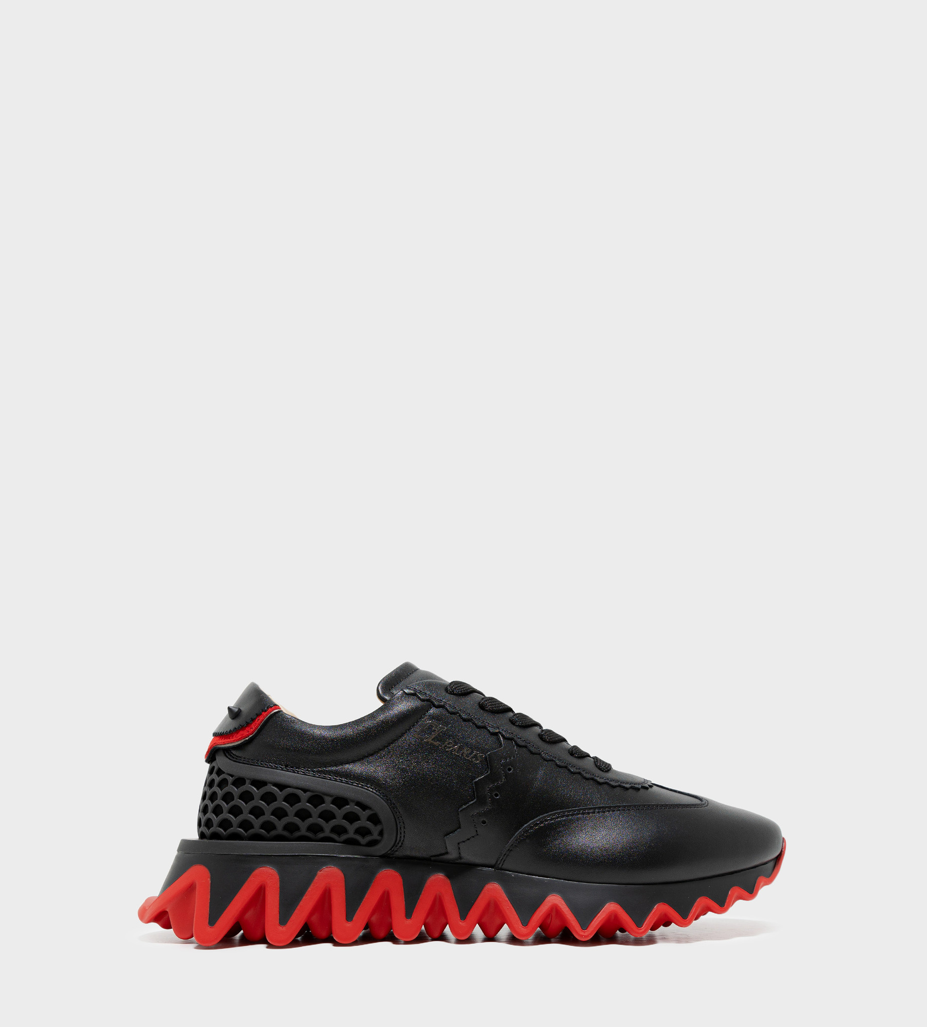 loubishark black