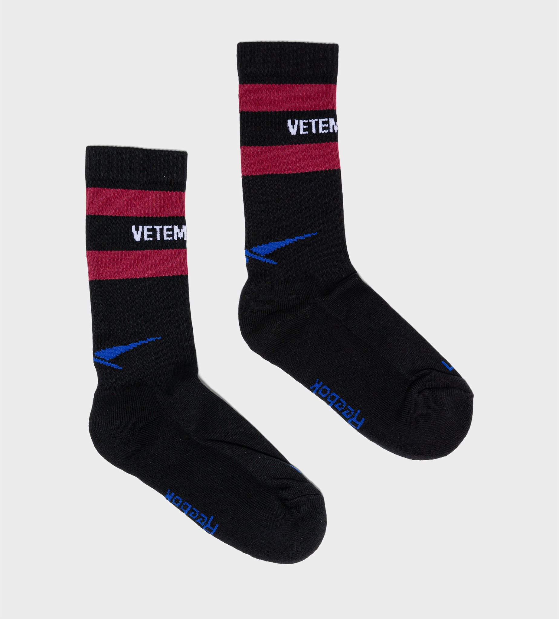 VETEMENTS Logo-Print Ribbed Socks Black