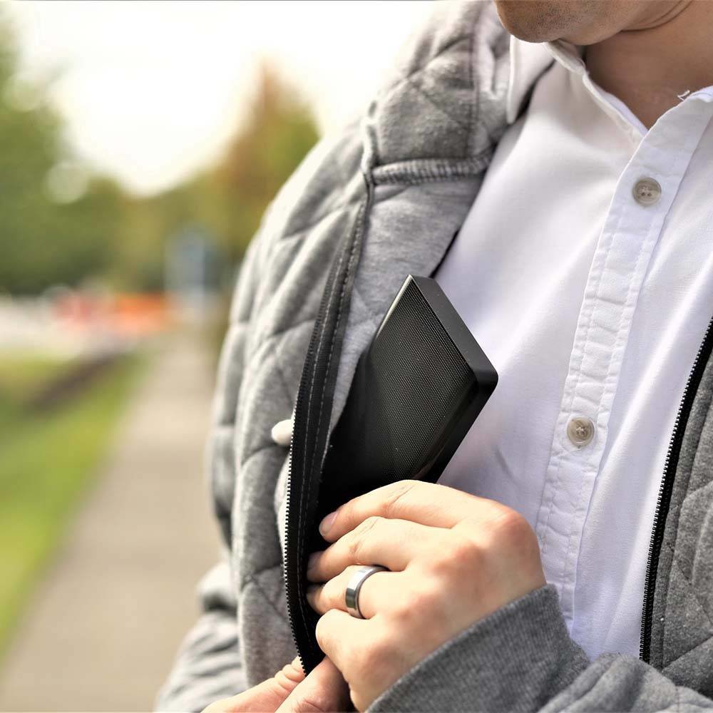 Movadi Movadi ZM10 Compact Powerbank 10.000 mAh Zwart Movadi Movadi ZM10 Compact Powerbank 10.000 mAh Zwart