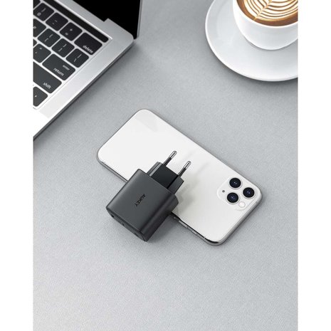 Aukey Aukey PA-F3S USB / USB-C PD oplader 32W
