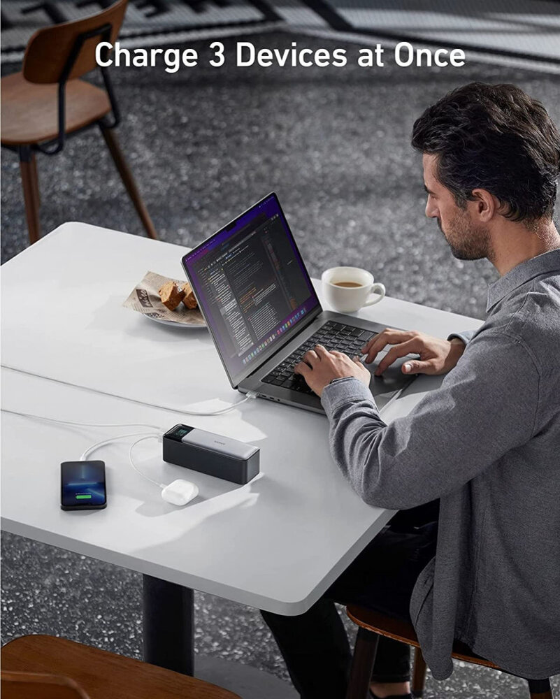 Anker Anker Powercore 737 24.000 mAh 140W PD - met Snelladen en Smart Display Anker Anker Powercore 737 24.000 mAh 140W PD - met Snelladen en Smart Display