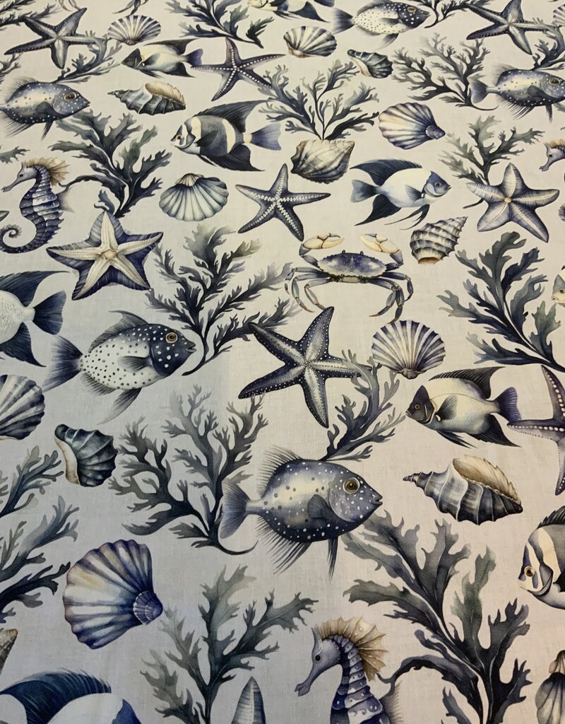 Meeresleben in Blau-Weiss