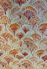 Etnische Palmbloemen in opvallend roze en oranje tinten.