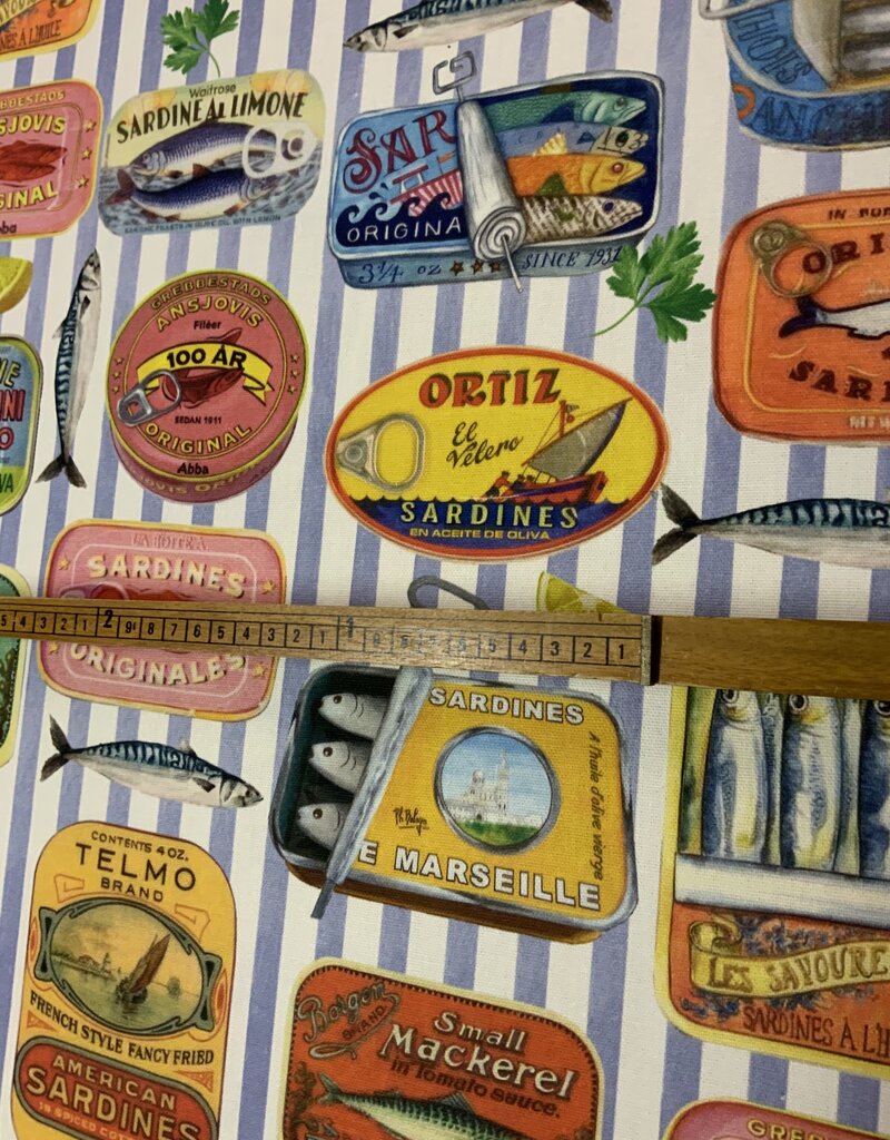 Latas Sardines gestreept.