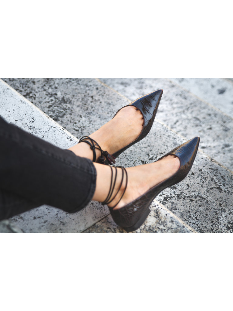 Agrigento Oxblood Dark Red Croco Flats | comfortable women shoes - Cara ...
