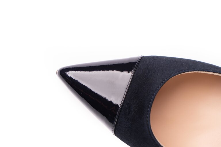 Cara Rosa Ragusa - pump - navy suede with patent leather toe