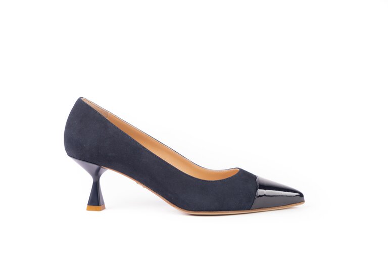 Cara Rosa Ragusa - pump - navy suede with patent leather toe