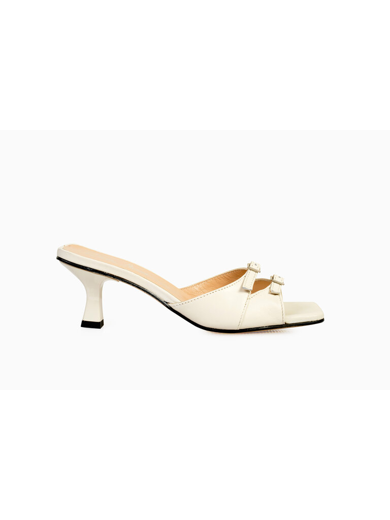 Cara Rosa Giulia - sandal - white