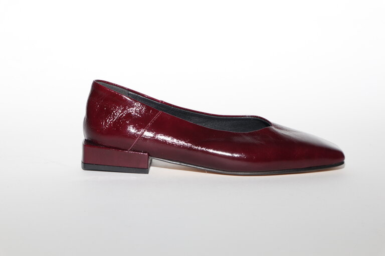 ANTOINETTE - BALLET FLAT - BURGUNDY LEATHER