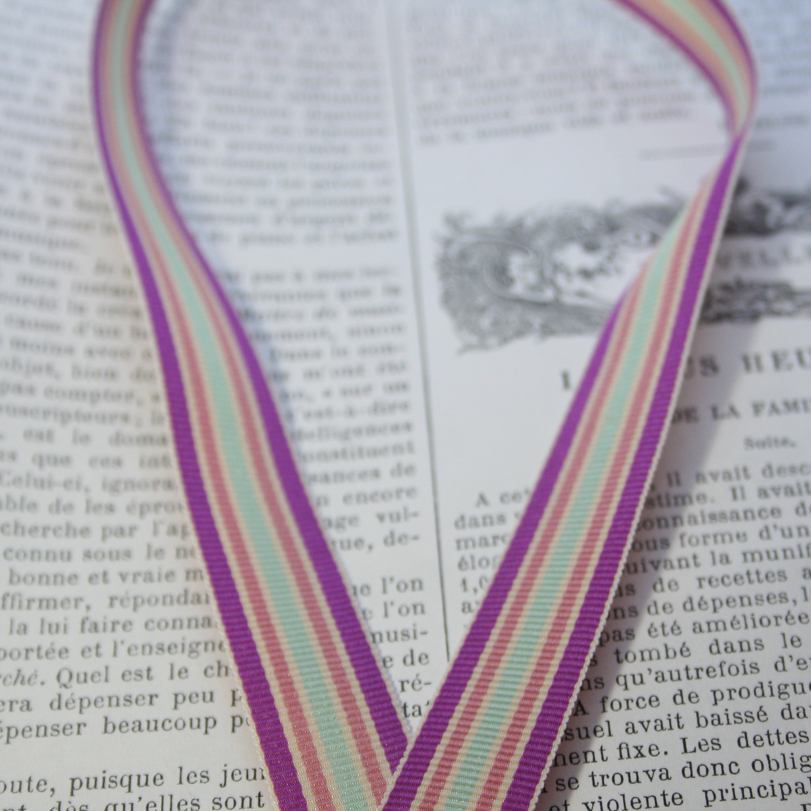 Striped ribbon, 3 colors diff. colors
