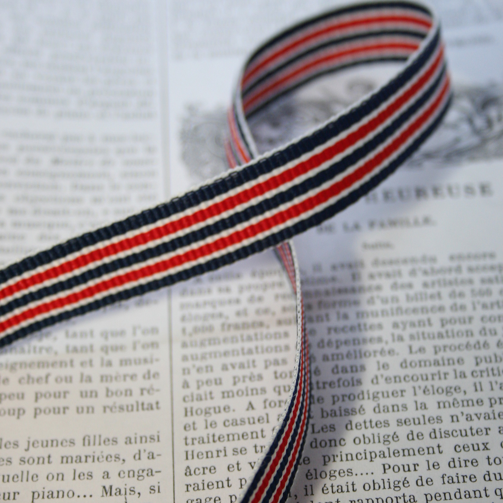 Striped ribbon, 3 colors diff. colors