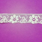 English white cotton lace with flowers 30mm.