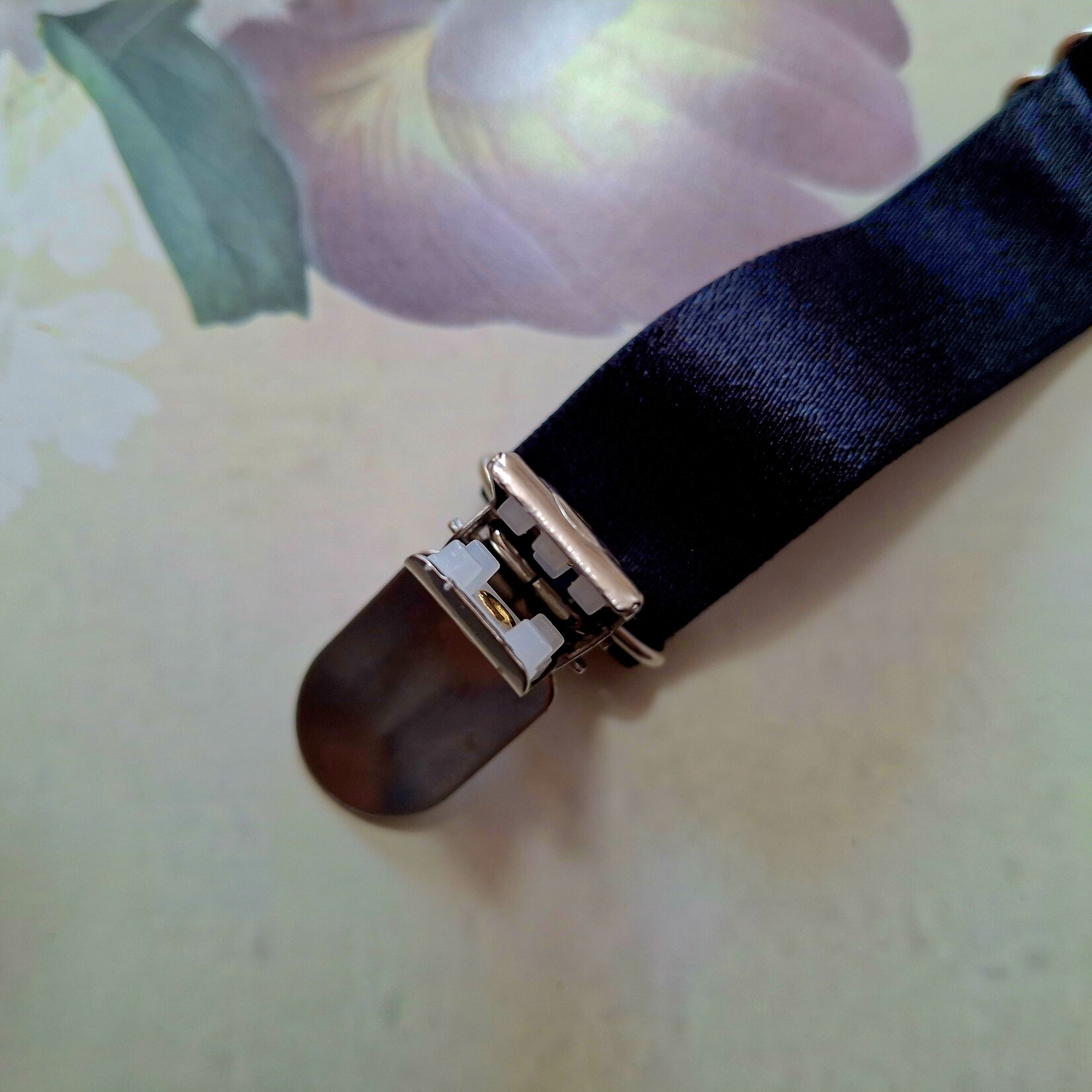 Loose garters with hook  Heavy Duty