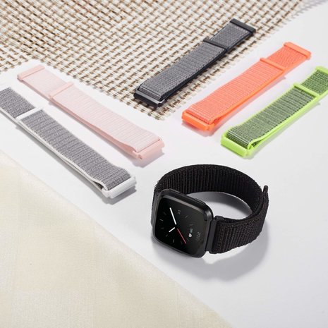 Fitbit Versa nylon bandje (olijfgroen) Fitbit Versa nylon bandje (olijfgroen)