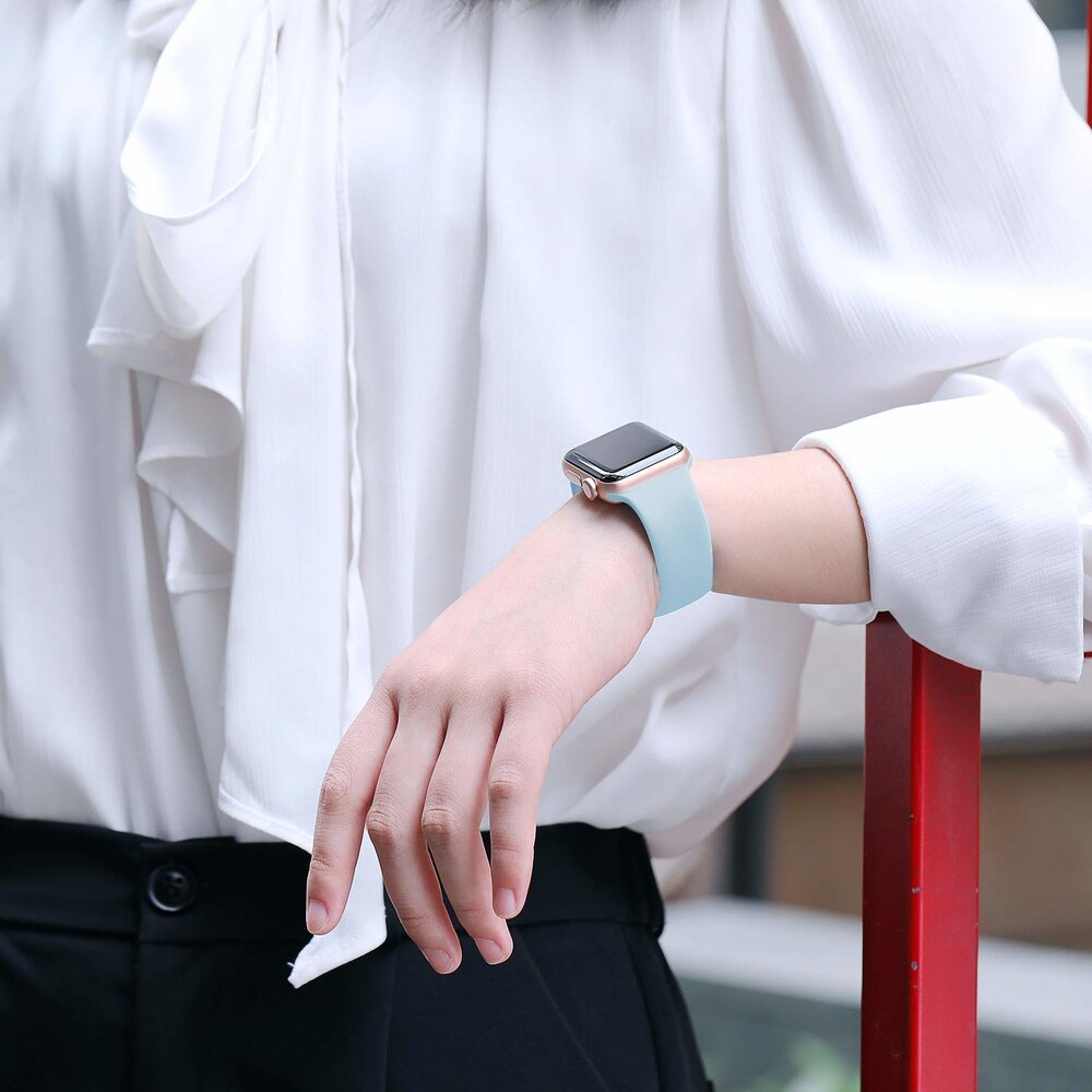 Apple Watch silicone sport band (lichtblauw)