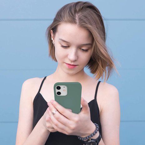ShieldCase® ShieldCase Silicone case iPhone 12 Mini - 5.4 inch (donkergroen)