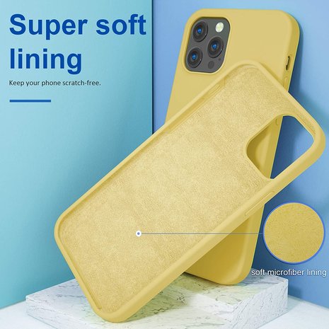 ShieldCase® ShieldCase Silicone case iPhone 12 Pro - 6.1 inch (geel)