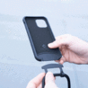 Coverzs Coverzs Silicone case met koord iPhone 7/8/SE2020 (Geel) - Initial + name Coverzs Coverzs Silicone case met koord iPhone 7/8/SE2020 (Geel) - Initial + name