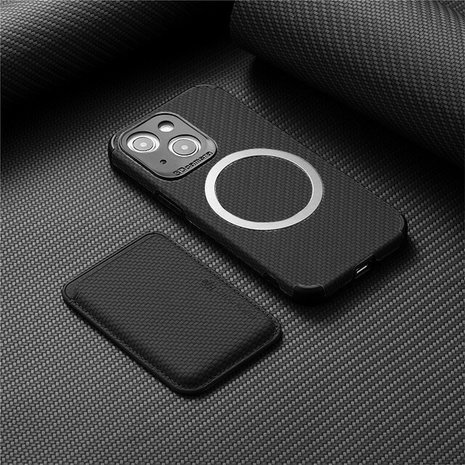 Coverzs Coverzs iPhone 13 Magsafe gevlochten hoesje met pasjeshouder (zwart) Coverzs Coverzs iPhone 13 Magsafe gevlochten hoesje met pasjeshouder (zwart)