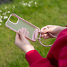 Coverzs Coverzs iPhone 13 Pro Mat hoesje met koord (roze) Coverzs Coverzs iPhone 13 Pro Mat hoesje met koord (roze)