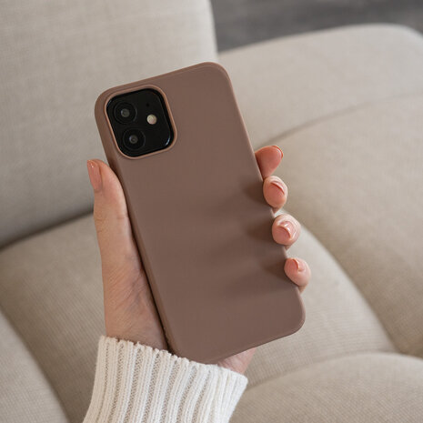ShieldCase® ShieldCase Silicone case iPhone 12 (lichtbruin)