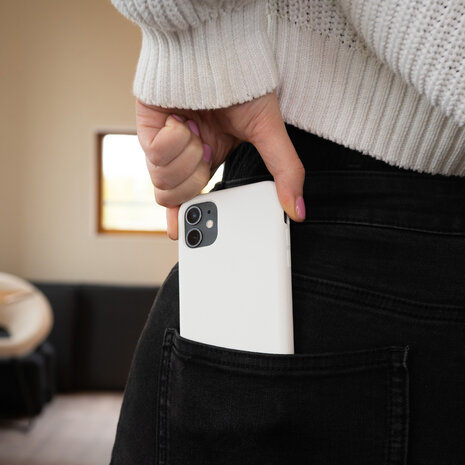 Coverzs Coverzs Luxe Liquid Silicone case iPhone 11 (wit)