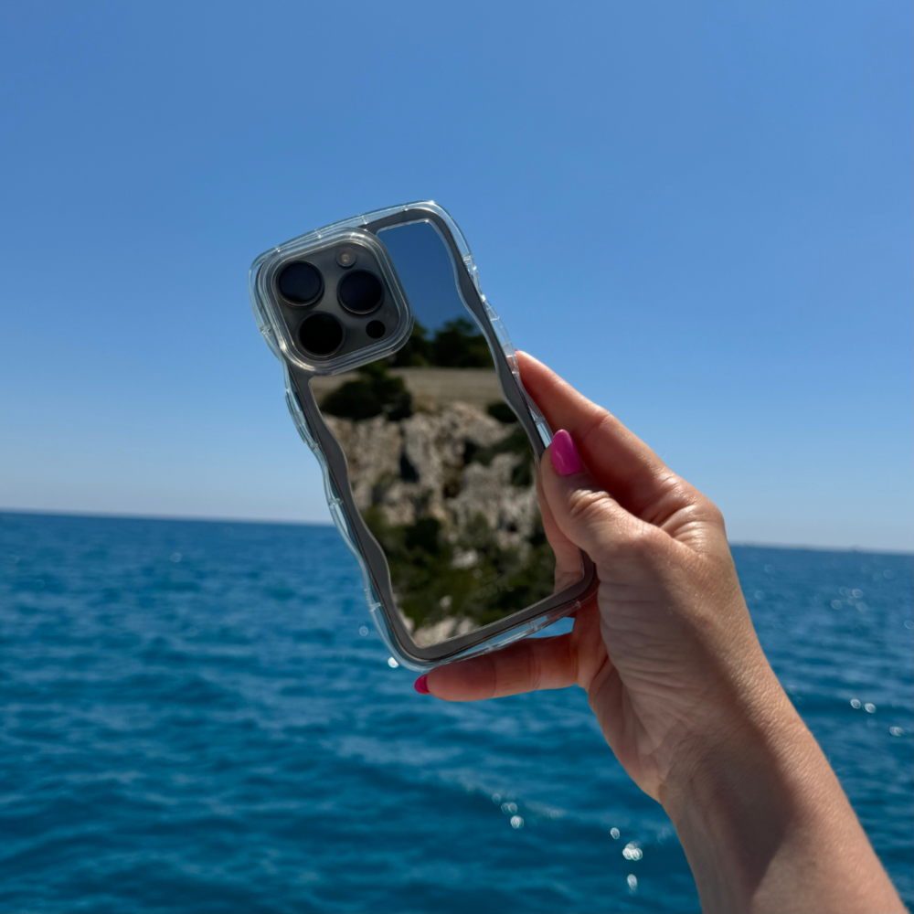 xoxo Wildhearts xoxo Wildhearts Wavy mirror case Transparant - iPhone 12 Pro