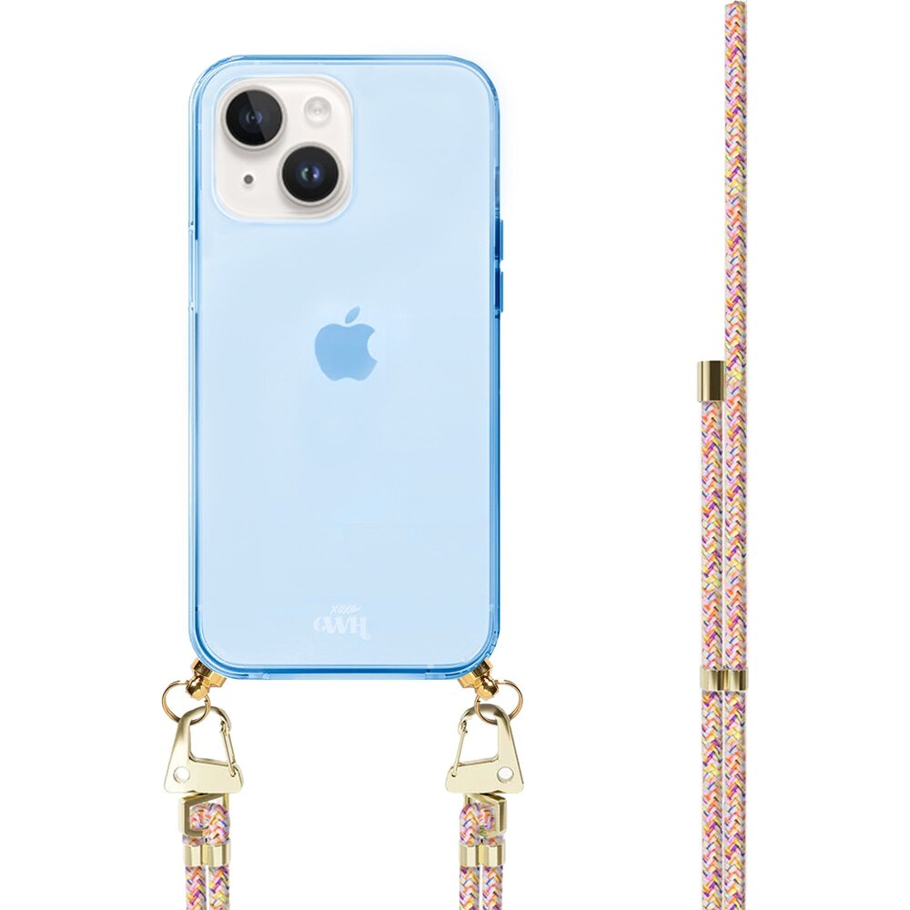 xoxo Wildhearts xoxo Wildhearts iPhone 15 blauw hoesje met Rainbow Vibes koord xoxo Wildhearts xoxo Wildhearts iPhone 15 blauw hoesje met Rainbow Vibes koord