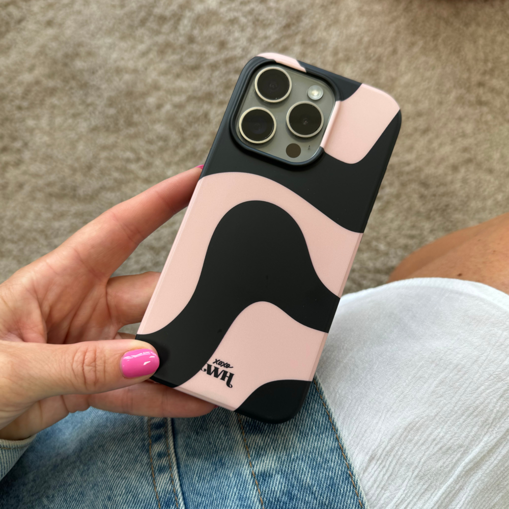 xoxo Wildhearts xoxo Wildhearts iPhone 16 Pro Max - Into The Waves - MagSafe hoesje xoxo Wildhearts xoxo Wildhearts iPhone 16 Pro Max - Into The Waves - MagSafe hoesje