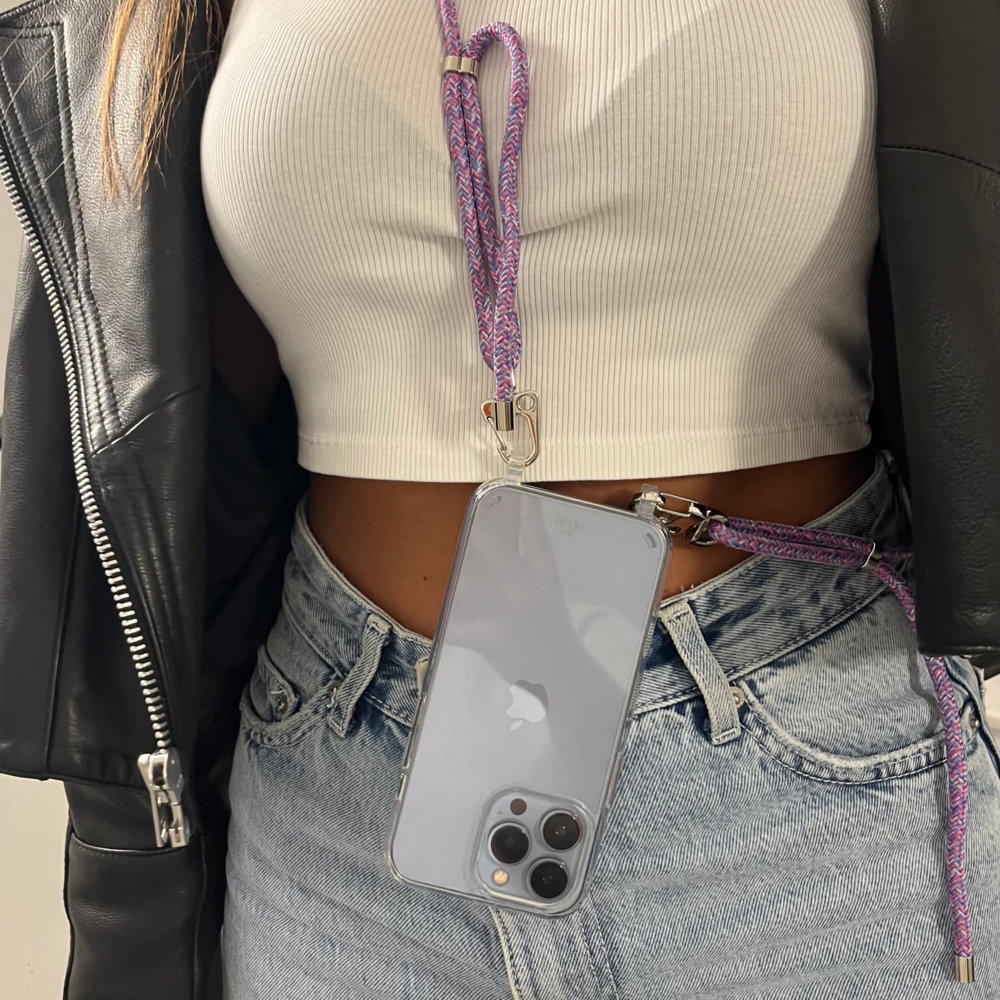 xoxo Wildhearts xoxo Wildhearts iPhone 16 transparant hoesje met paars koord xoxo Wildhearts xoxo Wildhearts iPhone 16 transparant hoesje met paars koord