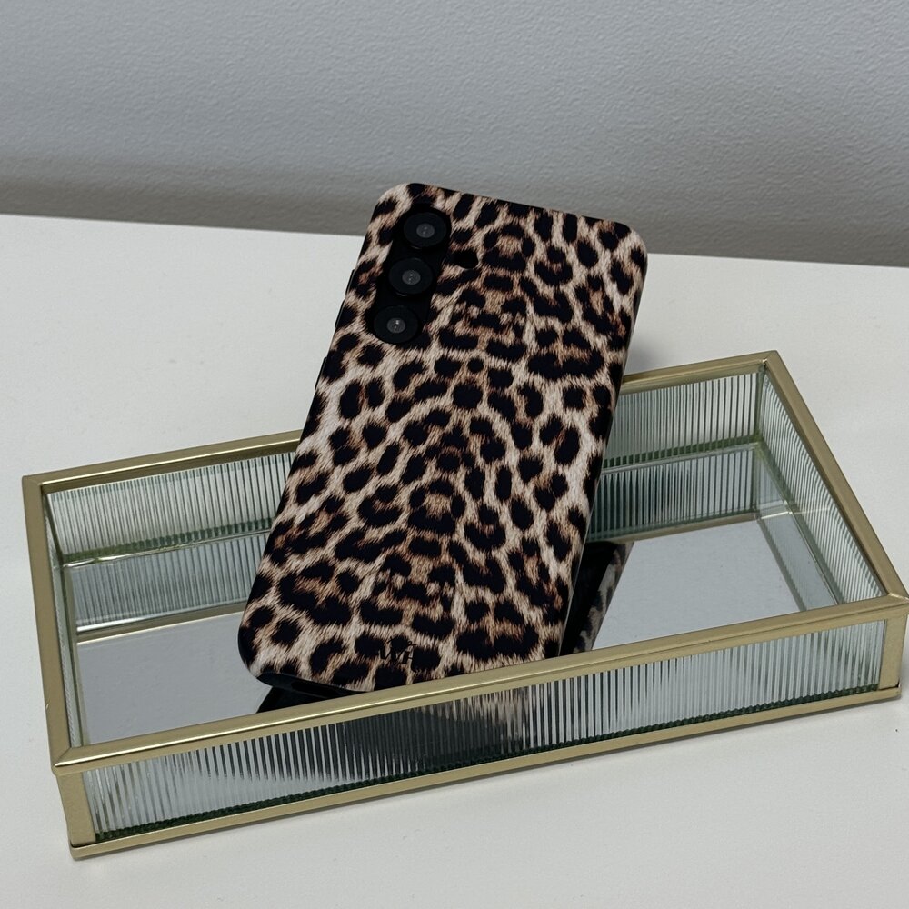 xoxo Wildhearts xoxo Wildhearts Wild Thing - Samsung Galaxy S22 Ultra hoesje xoxo Wildhearts xoxo Wildhearts Wild Thing - Samsung Galaxy S22 Ultra hoesje