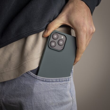 ShieldCase® ShieldCase iPhone 16 Pro Max siliconen hoesje (donkergroen)