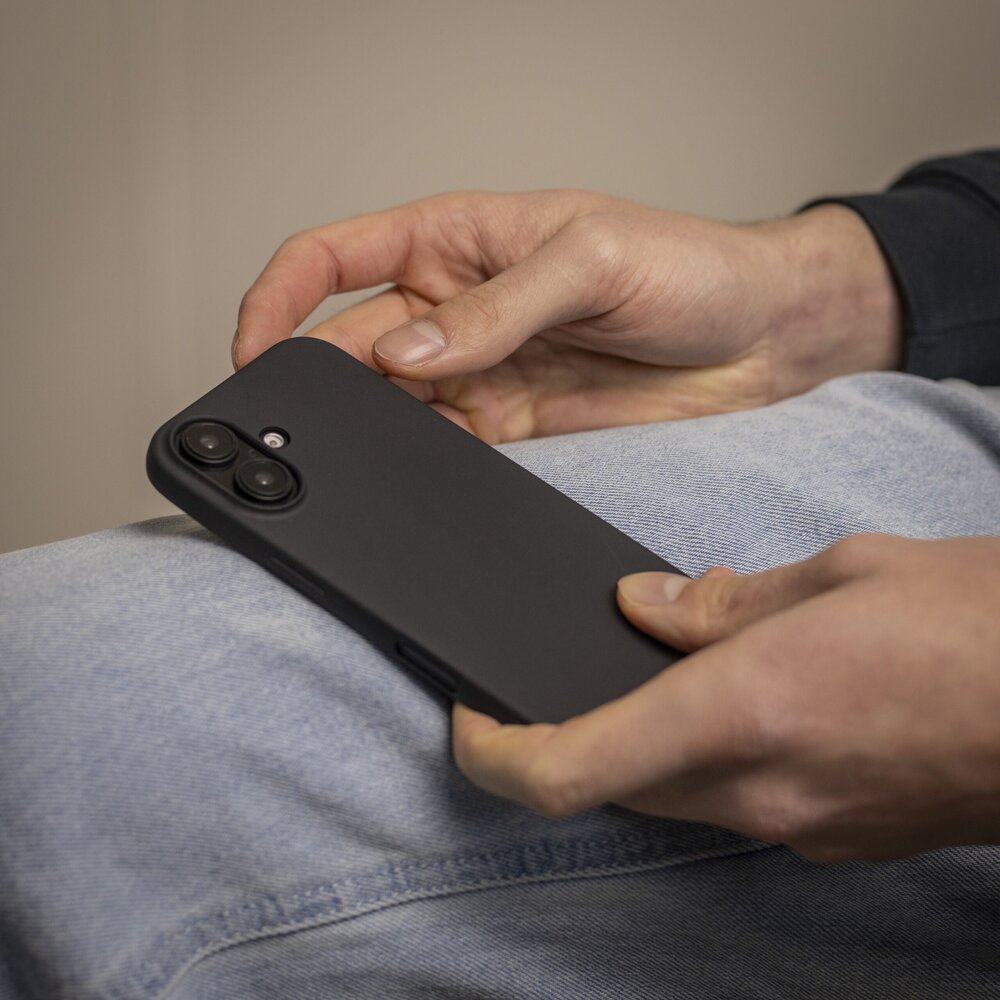 Ceezs Ceezs iPhone 16 hoesje siliconen (zwart)