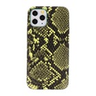 ShieldCase® ShieldCase Neon Snake Print iPhone 12 - 6.1 inch hoesje (groen)