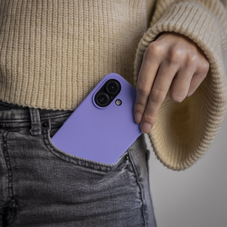 Coverzs Coverzs iPhone 16 Solid siliconen hoesje (paars)