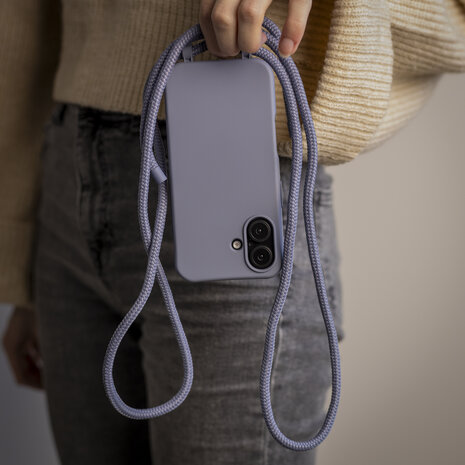 Coverzs Coverzs iPhone 16 siliconen hoesje met koord (grijsblauw)