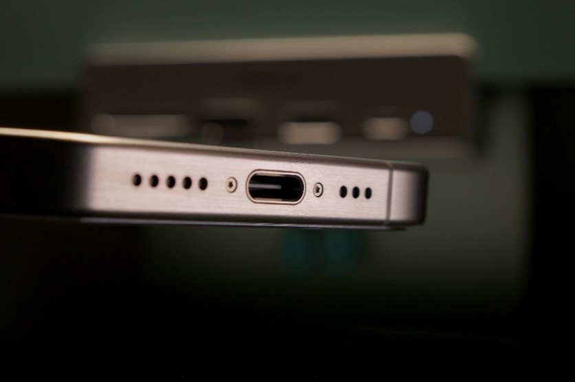 iPhone USB-C poort