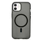 Coverzs Coverzs iPhone 12 Pro smooth siliconen MagSafe case (zwart)