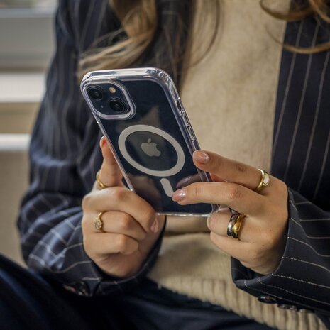 Coverzs Coverzs iPhone 14 luxe TPU MagSafe case (transparant)