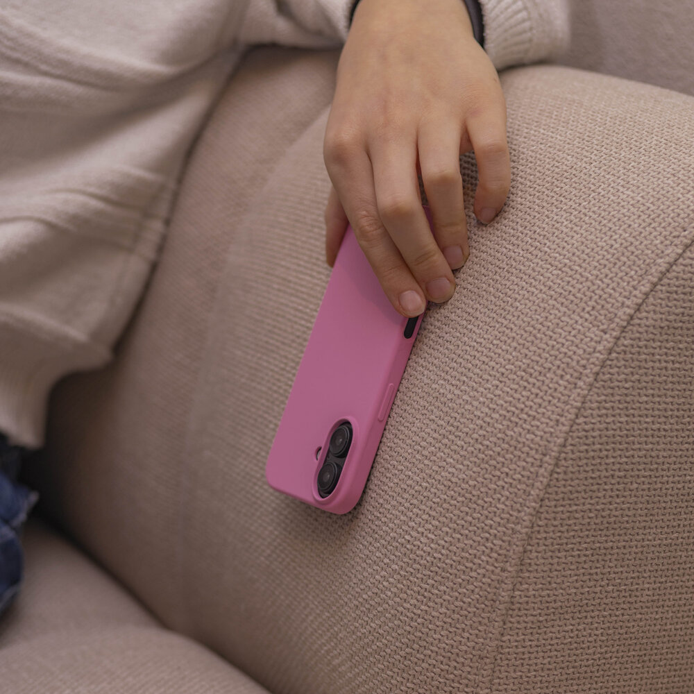 Coverzs Coverzs iPhone 16 Plus luxe siliconen hoesje (roze)