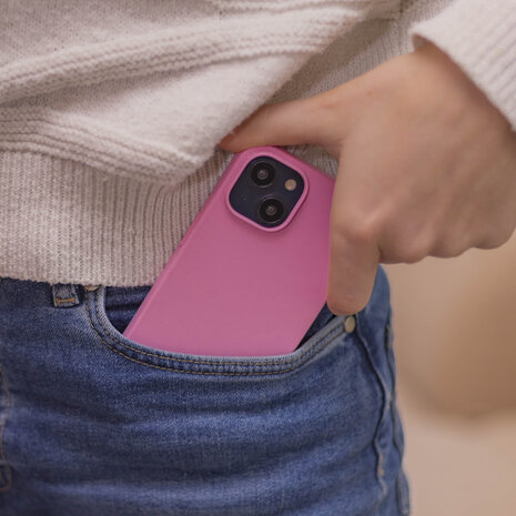 Coverzs Coverzs iPhone 14 luxe siliconen hoesje (roze)