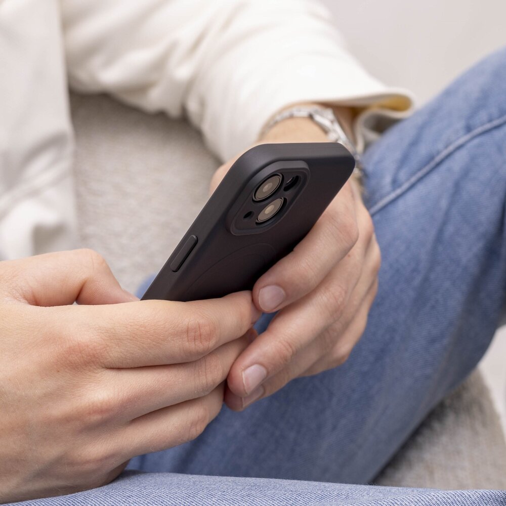 ShieldCase® ShieldCase iPhone 15 Siliconen MagSafe back cover (zwart)