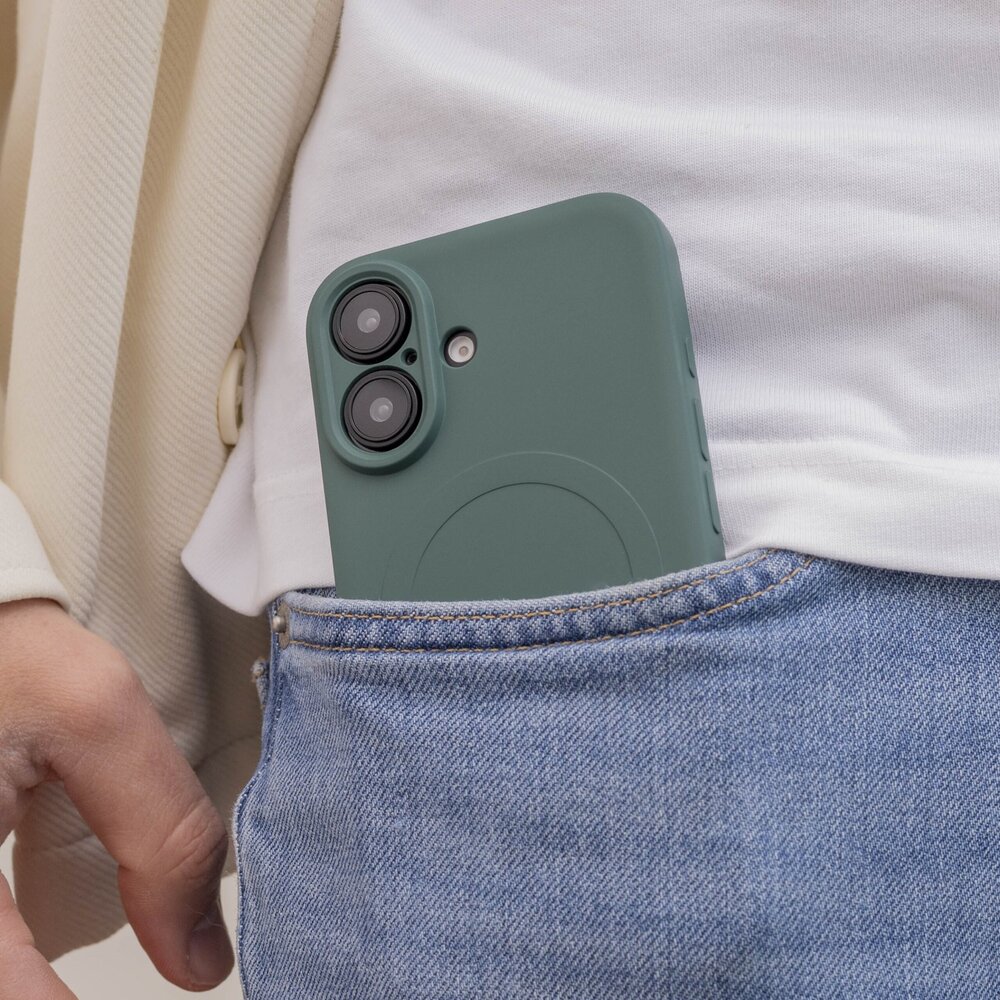 ShieldCase® ShieldCase iPhone 16 Siliconen MagSafe back cover (donkergroen)